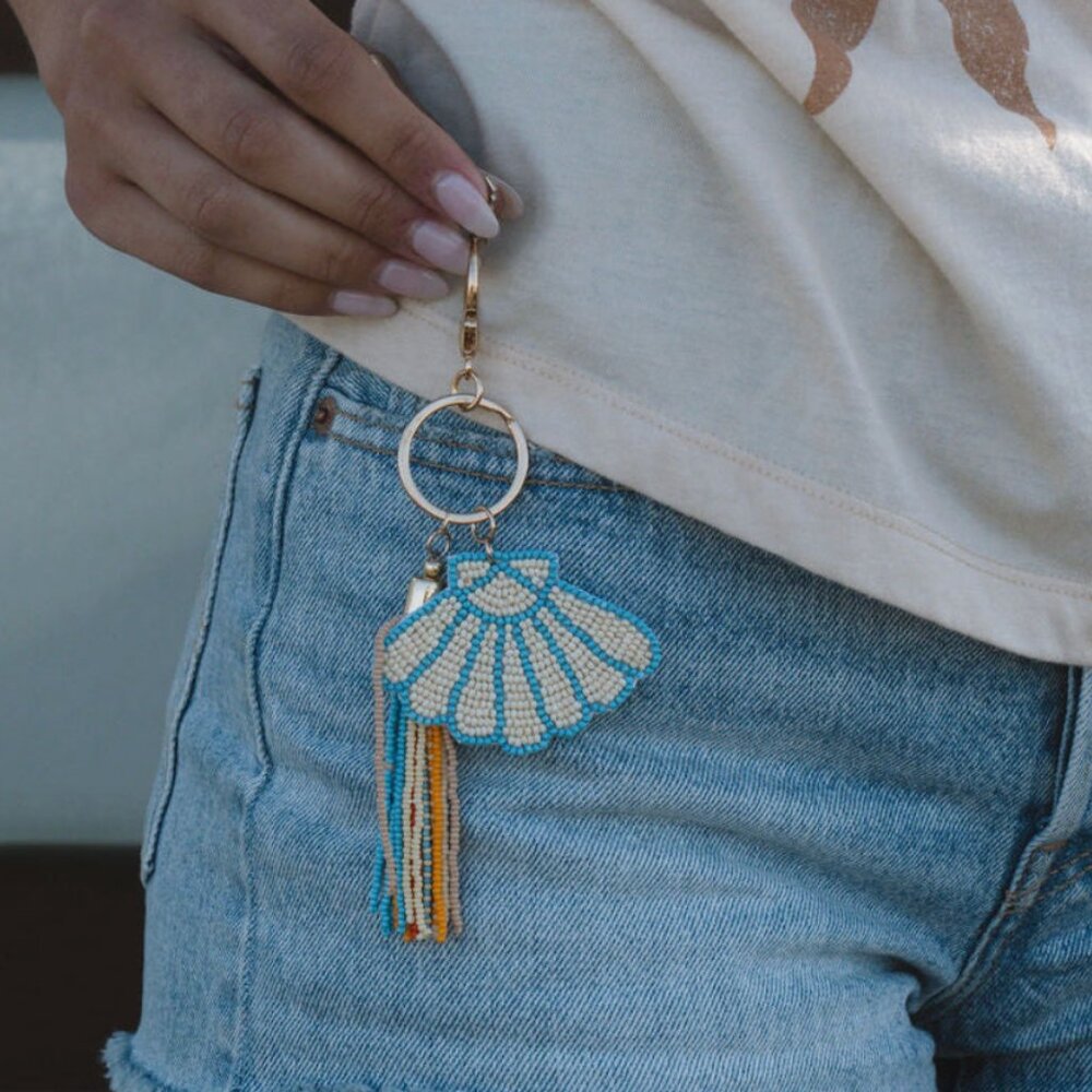 Shell Bag Charm/Key Chain - Picture 2 of 2